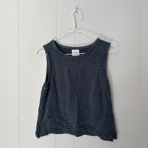Via Vai Textured Navy Crop Tank Top Size Small
